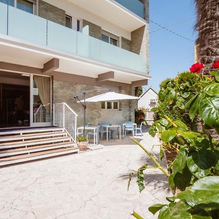 Hotel Villa Del Mare Senigallia Exteriör bild